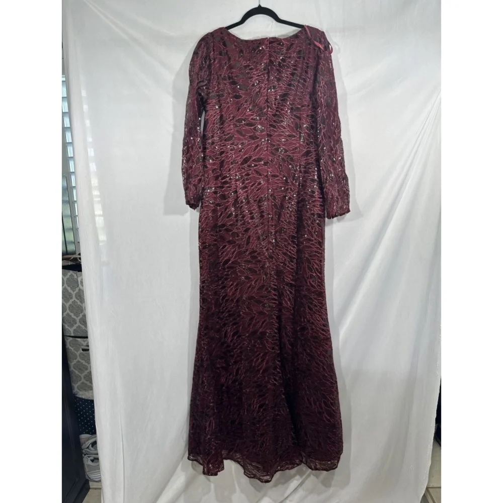 NWT $698 Mac Duggal‎ [ 16 ] Long Sleeve Ruched Sequined V Neck Gown Garnet Red